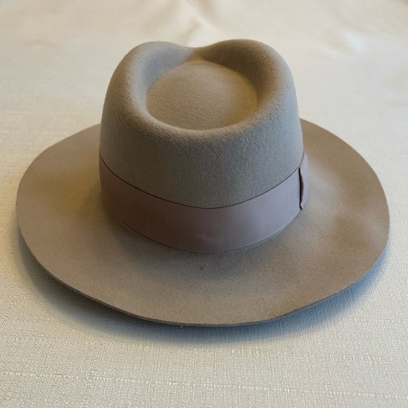 NWT Morgan & Taylor 100% Australian Wool Beige Hat with Wide Trim Headband - Picture 12 of 15